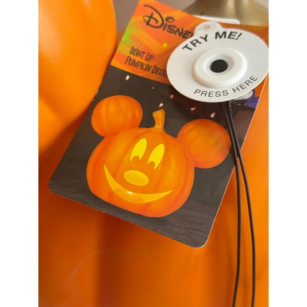 Disney Mickey Minnie Mouse Light Up Halloween Pumpkin Jack-O-Lantern Blow Mold 2